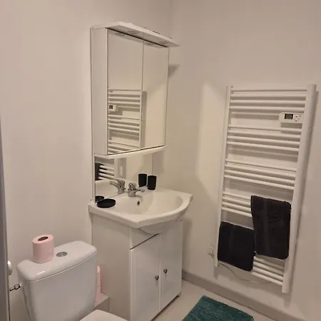 Elegant And Modern *